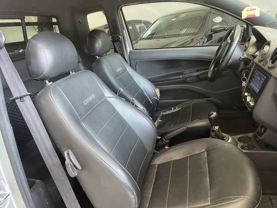VOLKSWAGEN-SAVEIRO-1.6 CROSS CE 8V FLEX 2P MANUAL VOLKSWAGEN-SAVEIRO-2014