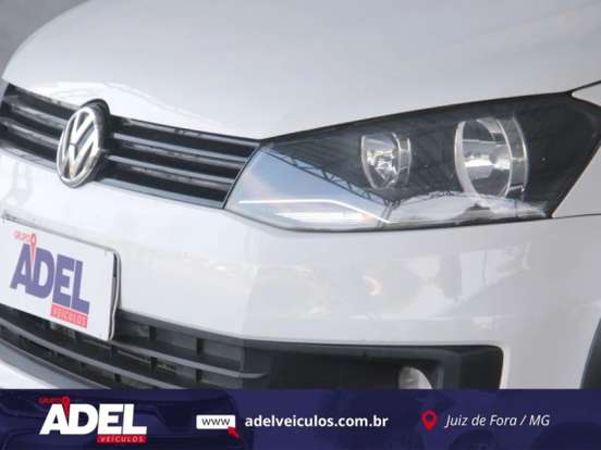 VOLKSWAGEN-SAVEIRO-2015