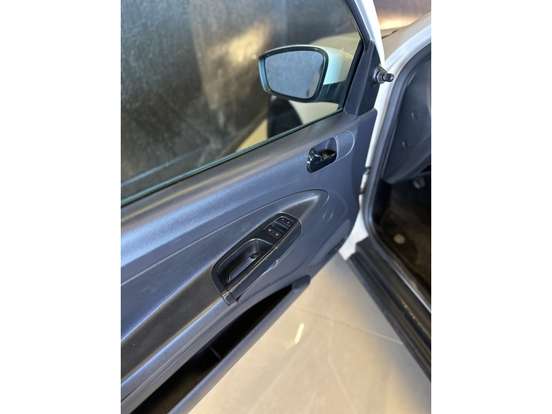 VOLKSWAGEN-SAVEIRO-1.6 MSI ROBUST CD 8V FLEX 2P MANUAL VOLKSWAGEN-SAVEIRO-2019