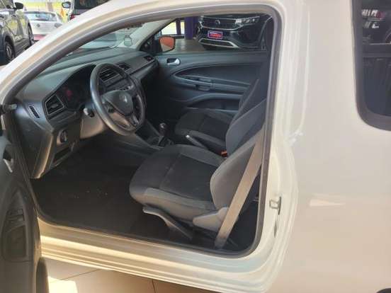 VOLKSWAGEN-SAVEIRO-2024