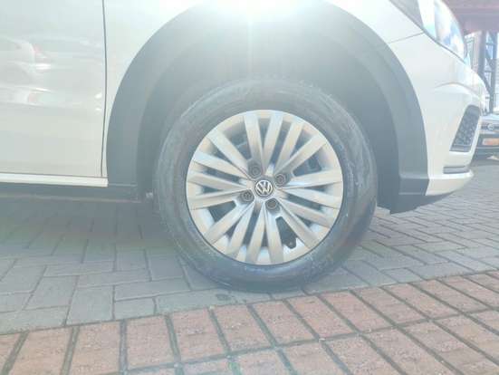 VOLKSWAGEN-SAVEIRO-2021