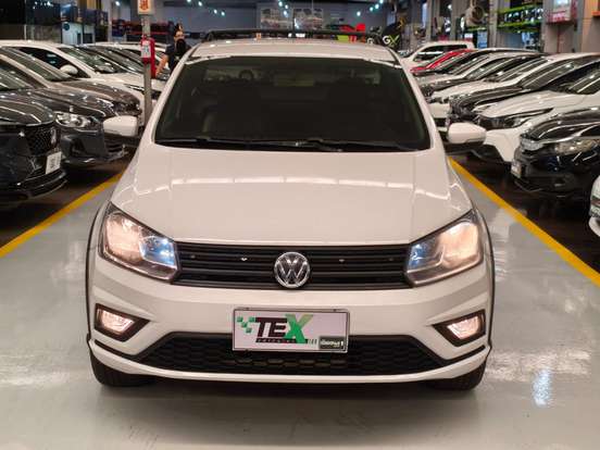 VOLKSWAGEN-SAVEIRO-2022