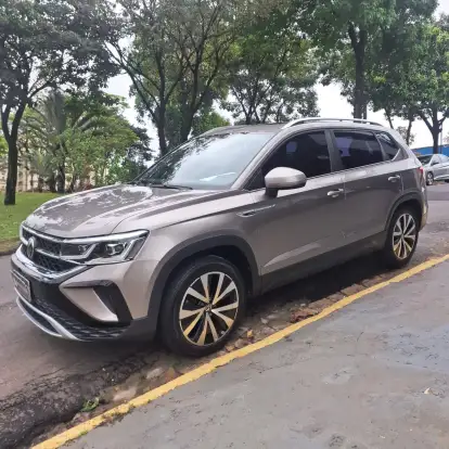 VOLKSWAGEN-TAOS-2022