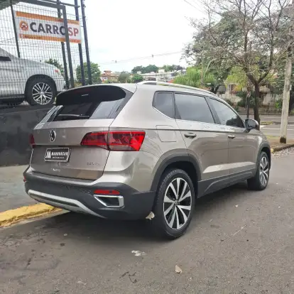 VOLKSWAGEN-TAOS-1.4 250 TSI TOTAL FLEX HIGHLINE AUTOMÁTICO VOLKSWAGEN-TAOS-2022