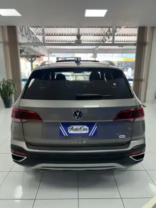 VOLKSWAGEN-TAOS-2023