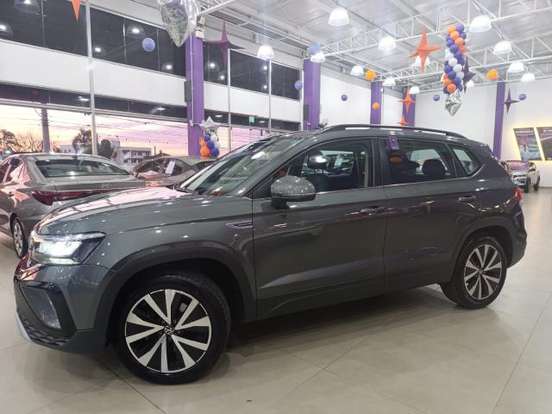 VOLKSWAGEN-TAOS-1.4 250 TSI TOTAL FLEX COMFORTLINE AUTOMÁTICO VOLKSWAGEN-TAOS-2025