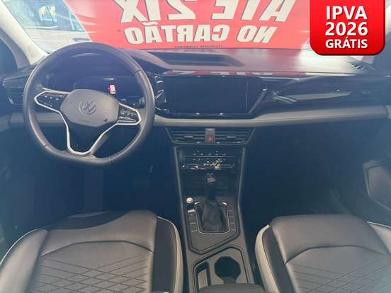 VOLKSWAGEN-TAOS-2023