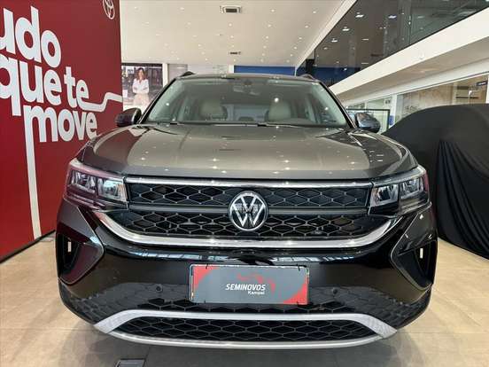 VOLKSWAGEN-TAOS-2021