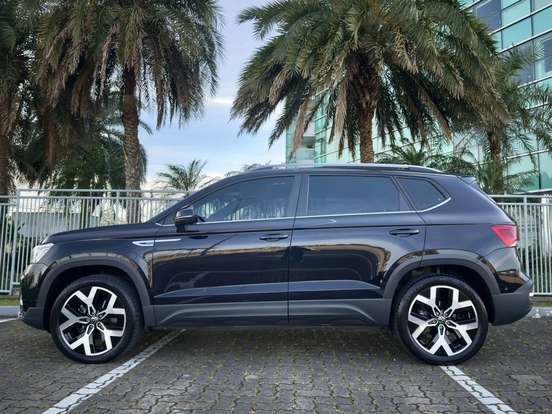 VOLKSWAGEN-TAOS-2024