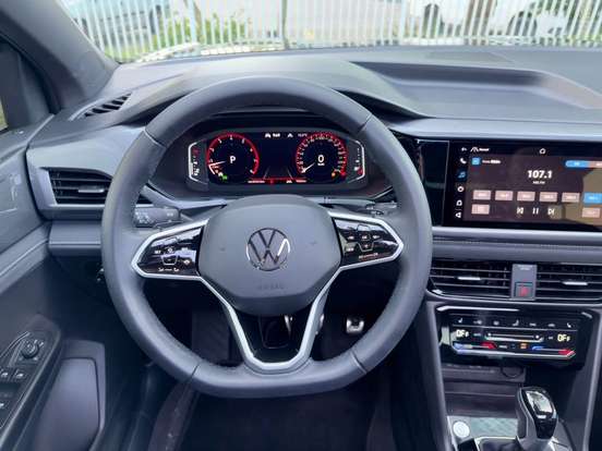 VOLKSWAGEN-TAOS-2024
