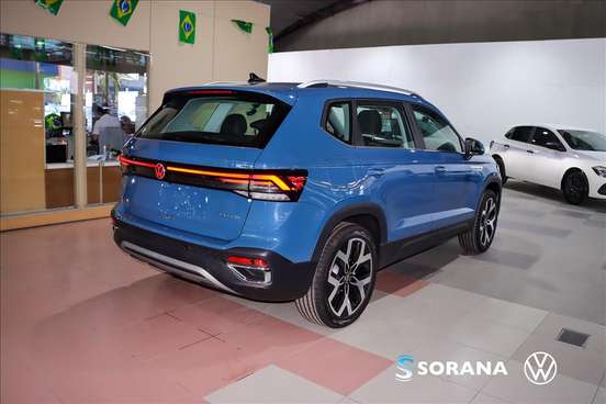VOLKSWAGEN-TAOS-2026
