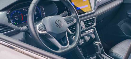 VOLKSWAGEN-TAOS-2021