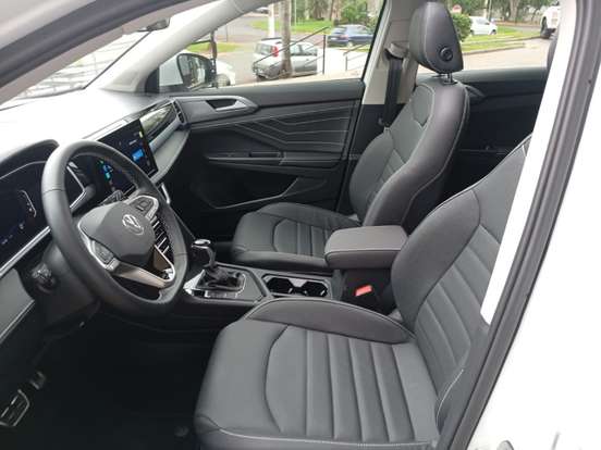 VOLKSWAGEN-TAOS-1.4 250 TSI TOTAL FLEX HIGHLINE AUTOMÁTICO VOLKSWAGEN-TAOS-2025