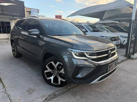VOLKSWAGEN TAOS 1.4 250 TSI TOTAL FLEX HIGHLINE AUTOMÁTICO
