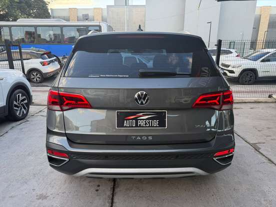 VOLKSWAGEN-TAOS-2024