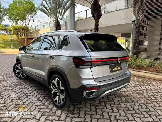 VOLKSWAGEN-TAOS-1.4 250 TSI TOTAL FLEX HIGHLINE AUTOMÁTICO VOLKSWAGEN-TAOS-2025