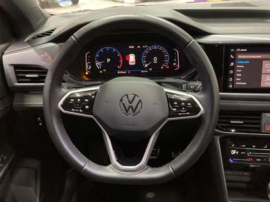 VOLKSWAGEN-TAOS-2023