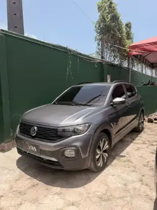 VOLKSWAGEN-T-CROSS-2021