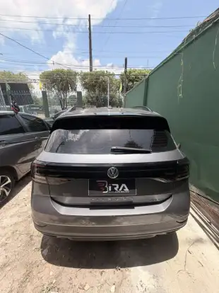 VOLKSWAGEN-T-CROSS-2021
