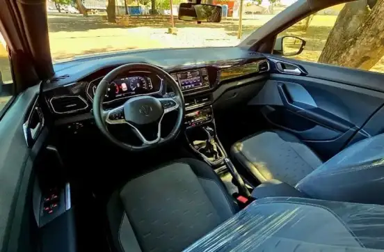 VOLKSWAGEN-T-CROSS-2023
