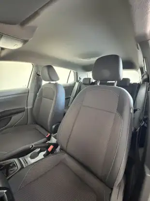 VOLKSWAGEN-T-CROSS-2021