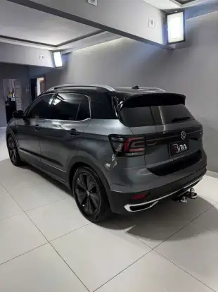 VOLKSWAGEN-T-CROSS-2023