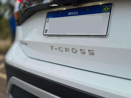 VOLKSWAGEN-T-CROSS-2024