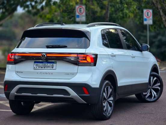 VOLKSWAGEN-T-CROSS-1.0 200 TSI TOTAL FLEX AUTOMÁTICO VOLKSWAGEN-T-CROSS-2024