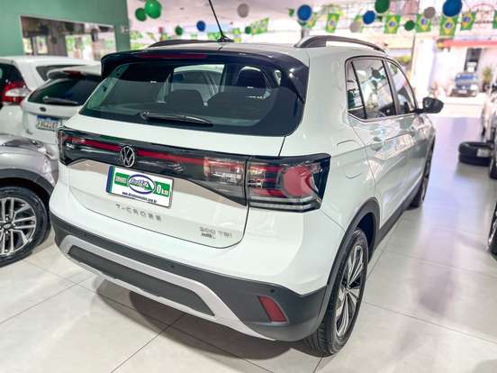 VOLKSWAGEN-T-CROSS-2025