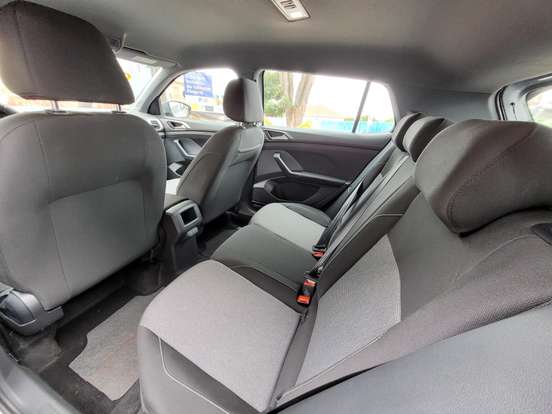 VOLKSWAGEN-T-CROSS-2025