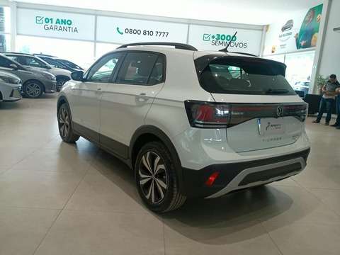 VOLKSWAGEN-T-CROSS-2025