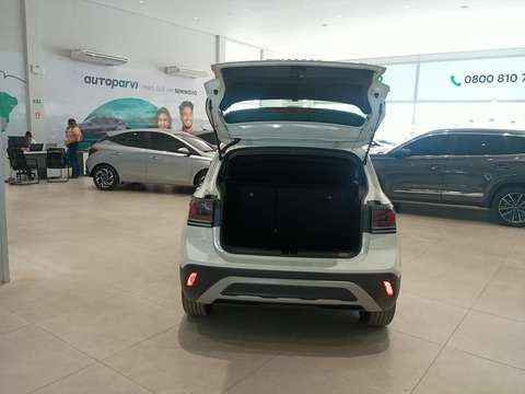 VOLKSWAGEN-T-CROSS-2025