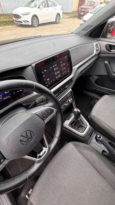 VOLKSWAGEN-T-CROSS-2024