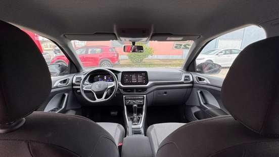 VOLKSWAGEN-T-CROSS-1.0 200 TSI TOTAL FLEX AUTOMÁTICO VOLKSWAGEN-T-CROSS-2024