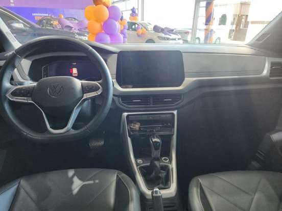 VOLKSWAGEN-T-CROSS-2025