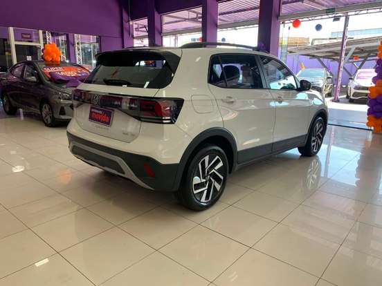 VOLKSWAGEN-T-CROSS-2025