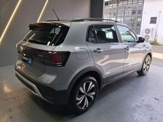 VOLKSWAGEN-T-CROSS-1.0 200 TSI TOTAL FLEX COMFORTLINE AUTOMÁTICO VOLKSWAGEN-T-CROSS-2024