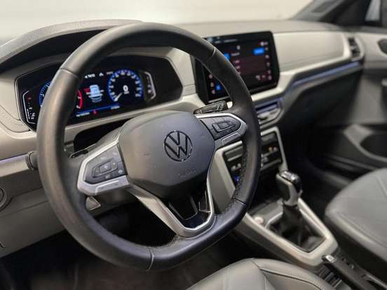 VOLKSWAGEN-T-CROSS-2024