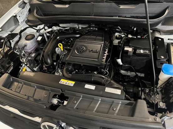 VOLKSWAGEN-T-CROSS-2024