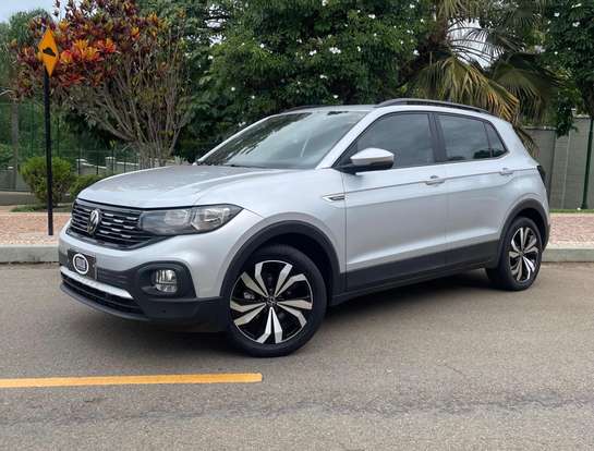 VOLKSWAGEN-T-CROSS-2022