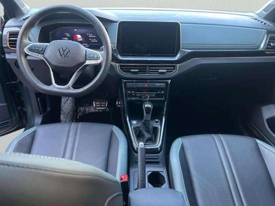 VOLKSWAGEN-T-CROSS-2025