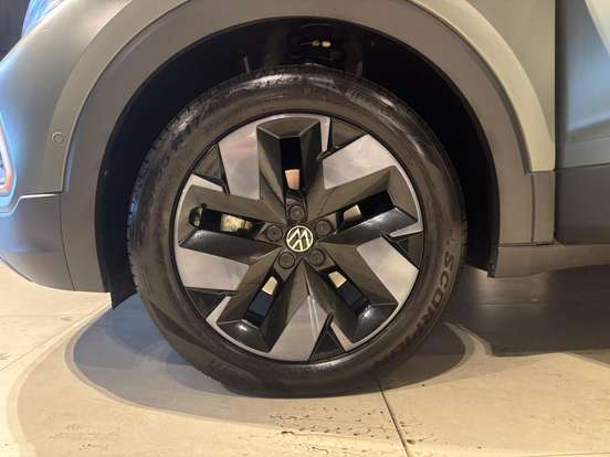 VOLKSWAGEN-T-CROSS-2025