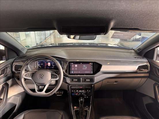 VOLKSWAGEN-T-CROSS-2022
