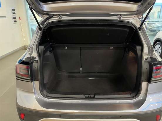 VOLKSWAGEN-T-CROSS-2024