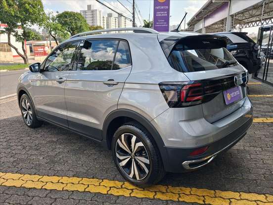 VOLKSWAGEN-T-CROSS-2024