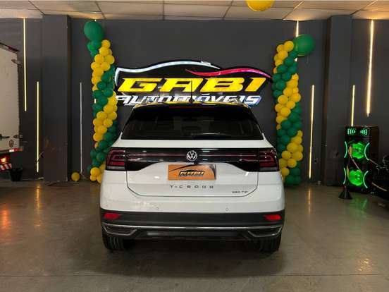 VOLKSWAGEN-T-CROSS-1.4 250 TSI TOTAL FLEX HIGHLINE AUTOMÁTICO VOLKSWAGEN-T-CROSS-2020