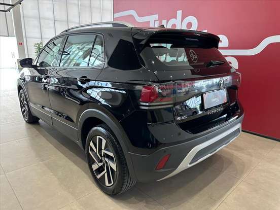 VOLKSWAGEN-T-CROSS-2024