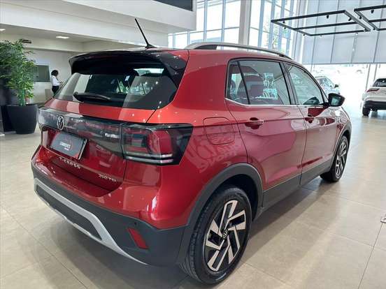 VOLKSWAGEN-T-CROSS-2025