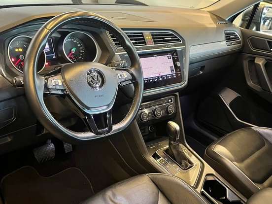 VOLKSWAGEN-TIGUAN-1.4 250 TSI TOTAL FLEX ALLSPACE COMFORTLINE TIPTRONIC VOLKSWAGEN-TIGUAN-2018