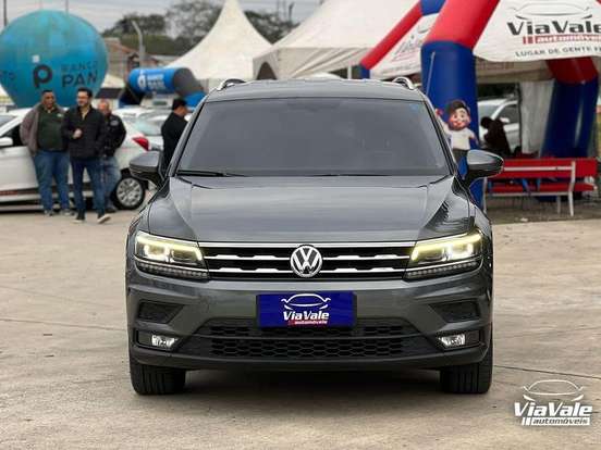 VOLKSWAGEN-TIGUAN-2019